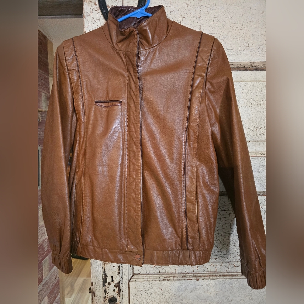 Womens Miss Simone vintage 100% leather jacket size 8 GUC!